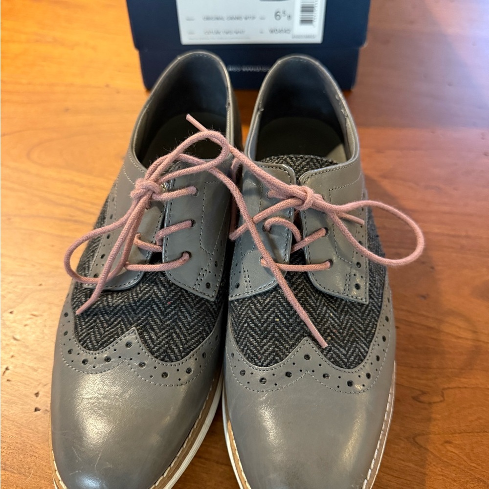 Cole Haan Gray and Black Oxford Shoes
